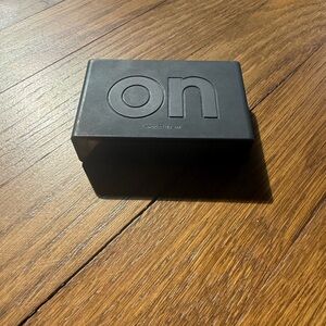 Lexon battery operated flip clock small